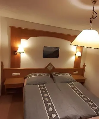 Haus Hotz * לאנדק