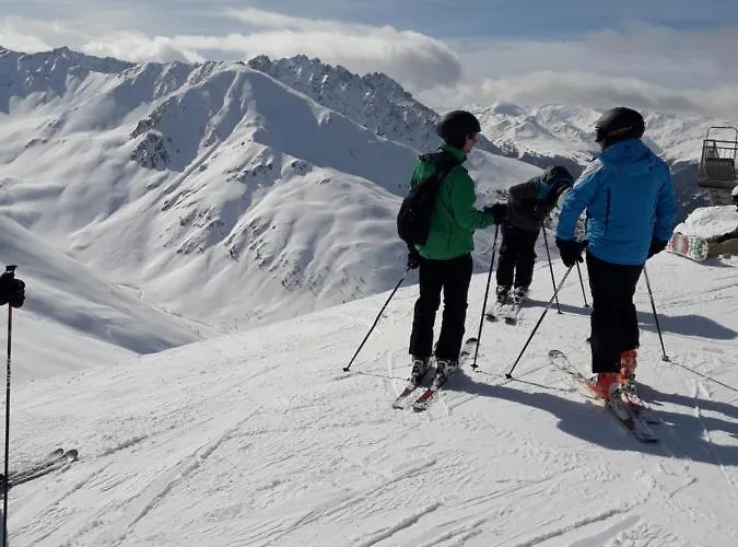 Haus Hotz لاندك