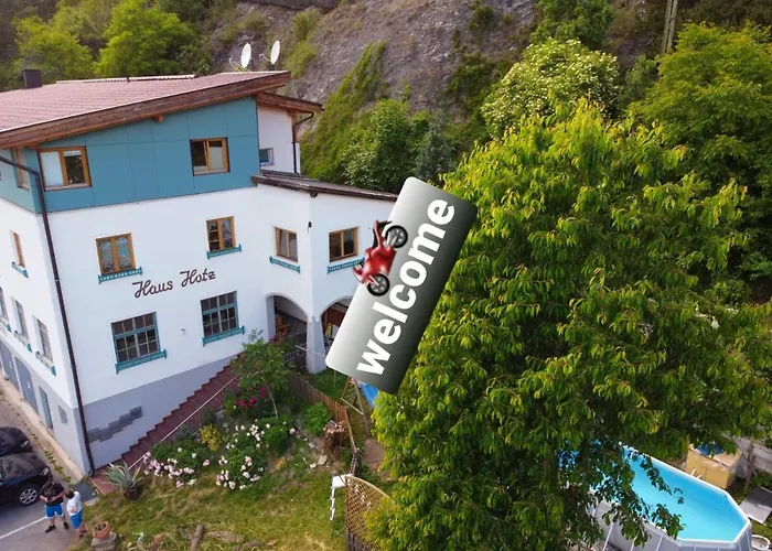 شقة Haus Hotz لاندك