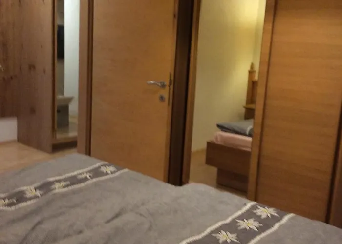 Haus Hotz Apartmán *